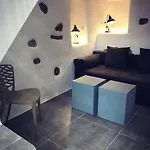 Apartahotel The House Of 8 Mykonos 3*