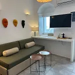 The House Of 8 Mykonos Aparthotel