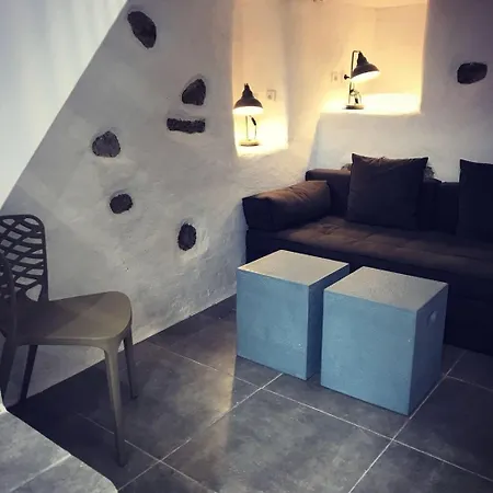 アパートホテル The House Of 8 Mykonos 3*