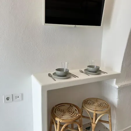 アパートホテル The House Of 8 Mykonos