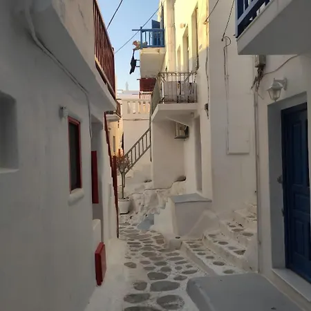 The House Of 8 Mykonos Aparthotel 3*