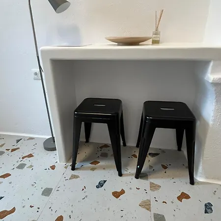 アパートホテル The House Of 8 Mykonos