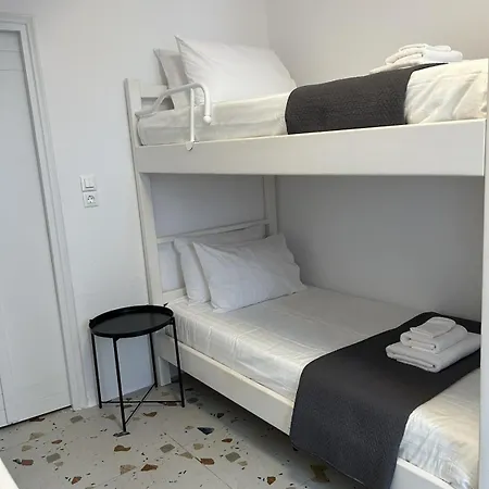 アパートホテル The House Of 8 Mykonos 3*